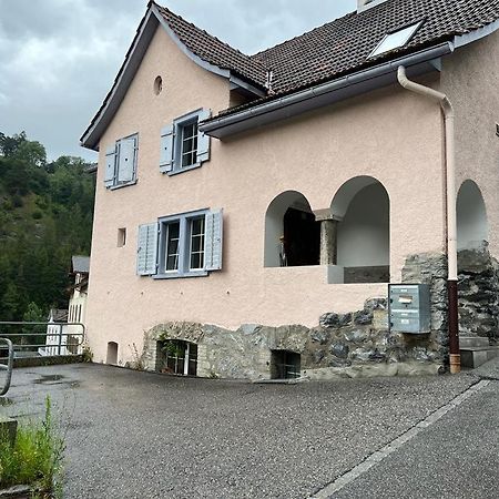 Wunderschone Ferienwohnung In Den Bergen Tiefencastel Eksteriør billede